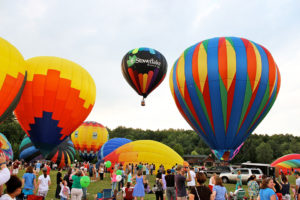 Stoweflake balloon festival
