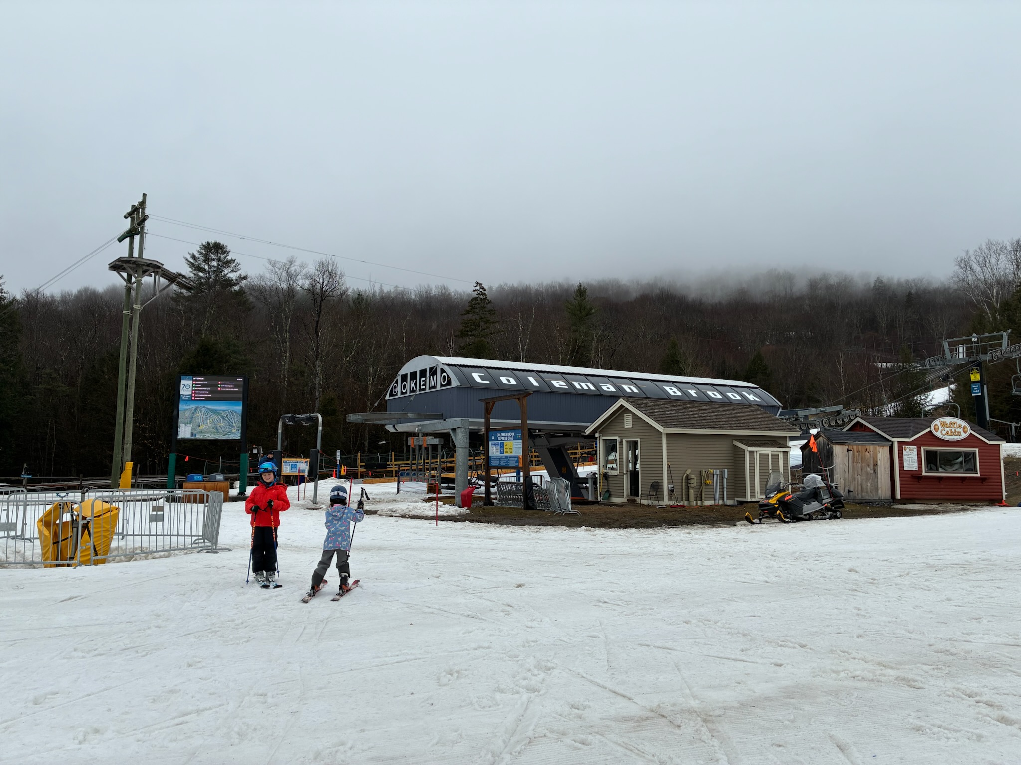 Skiing in the rain - just wait a few minutes and enjoy the soft snow.